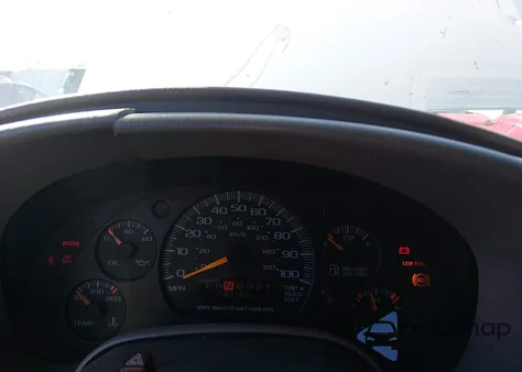 2000 Chevrolet Astro z USA, uszkodzony, nr VIN 1GCDM19W5YB102574